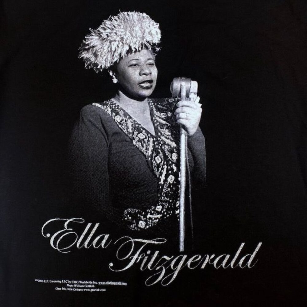 NWOT Ella Fitzgerald Photo Tee Shirt Black,  Size Large - Picture 2 of 2
